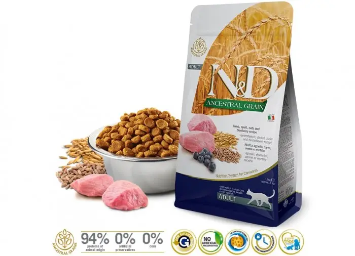 N&D Low Grain CAT Adult Lamb & Blueberry 5kg Ihned K Objednání