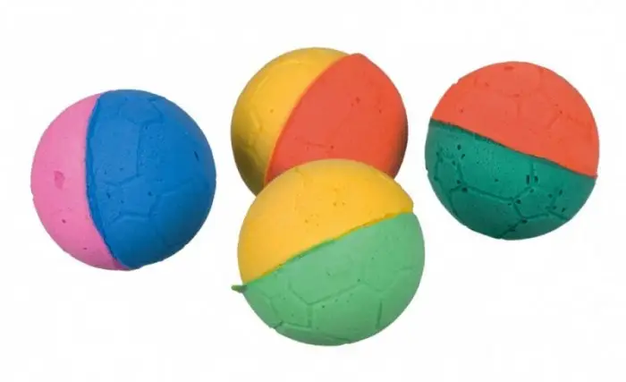 Víkendová Akce Míčky mechová guma různobarevné 4,3 cm bal. 4ks